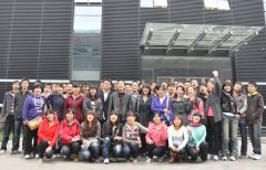 河南工业大学师生走进黎明 感受企业魅···